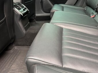 Skoda Superb 3 facelift - 17