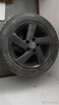 Mazda 5, 2.0 benzín, 107 kw, 7 míst - 17