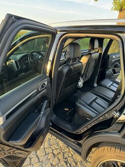 Porsche Cayenne - 17