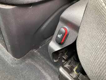 Ford Transit Custom 2.0TDCi 96kW LONG 6míst 2šoupačky ČR DPH - 17