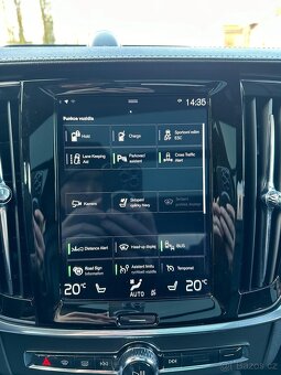 Volvo XC 60, 233kW, 5/2019, 81 000 km - 17