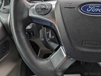 Ford Tourneo Custom 2.2 TDCi 114kW 9 MÍST TITANIUM, KAMERA - 17