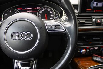 Audi A6 Allroad 3.0 TDI quattro S tronic 2014 - 17