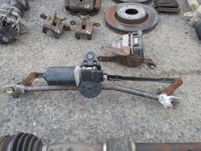 Díly podvozku Hyundai i30 1.4 80kw  r.v. 2011 - 17