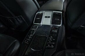 Porsche Panamera Turbo, Chrono, Burmester, folie - 17