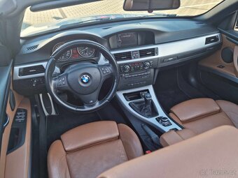 BMW E93 330I LCI 6st Manuál Tovární M Paket - 17