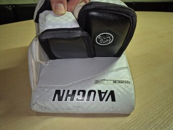 Brankářský set VAUGHN V10 - 17