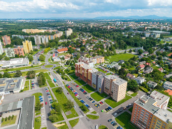 Prodej družstevního bytu 3+1 o výměře [83m2] s balkonem na u - 17