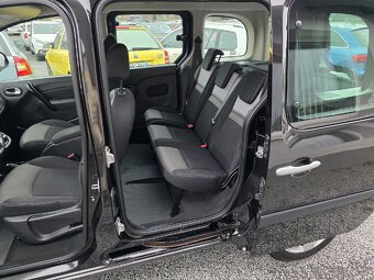 Renault Kangoo
1.5 DCi TZ

 - 17