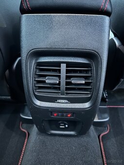 Kuga ST-Line X 2023 AWD 2,0EcoBlue 140kW ČR Záruka - 17