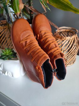 Úplně nové boty z umělé kůže vel. 40,5 - 17