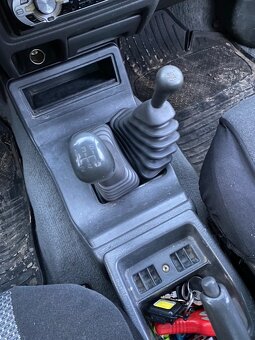 Mitsubishi l200 2.5TD 73kw 4x4 - 17