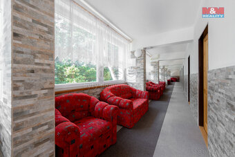 Prodej hotelu, penzionu, 2237 m², Komňa - 17