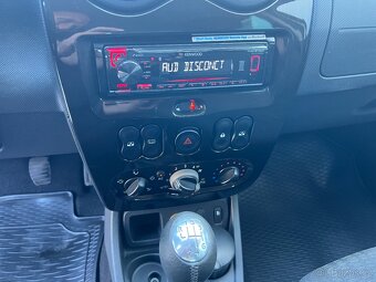 Dacia Duster 1,5 DCi 79KW 1Majitel PO SERVISE 2X ALU KOLA - 17