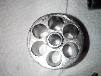 Prodám revolver Lefaucheux 9mm +50ks nábojů+střely - 17