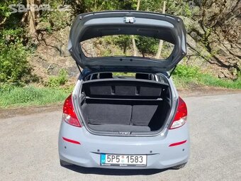 Hyundai i20 1.2i 62kW,1.Majitel,ČR,Klima,Výhřev sedaček,Serv - 17