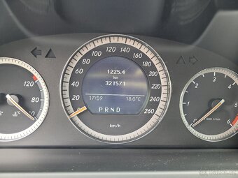 Mercedes C 204 2,2 CDi - 17