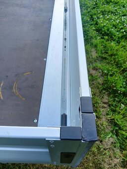 Vezeko Cargo light 2700Kg 417x215 - 17