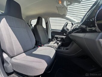 Volkswagen Up,  1.0 MPI GPS NAVI/SER.KN./1.MAJ - 17