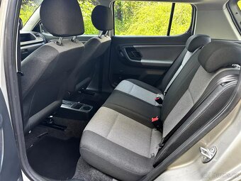 Škoda Fabia II 1.2 12V Klima El. okna Facelift 115tis. km - 17