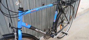 Author Horizon, vel. rámu 22" - 17