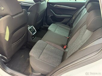Škoda OCTAVIA IV 2.0 TDi DSG MATRIX VIRTUAL KAMERA TAŽNÉ 21 - 17