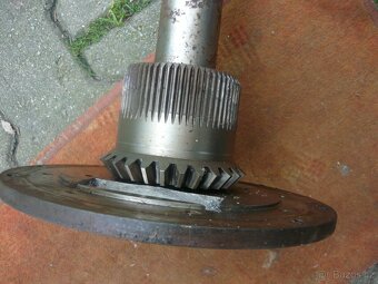 Náhradní díly na rotační sekačky - 17