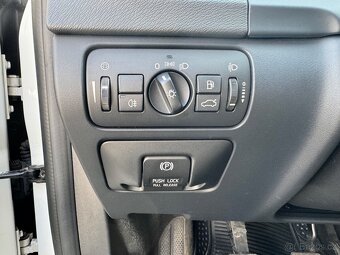 VOLVO V60 2.0 2011 - 17