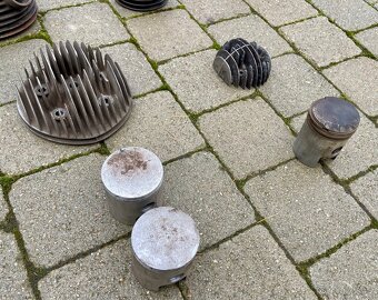 Jawa ČZ kyvacka, perak, CZ, Robot - díly - 17