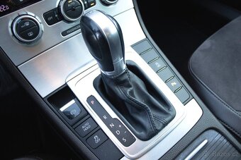 Volkswagen Passat Variant 2.0 TDI - 17