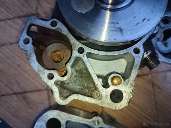 Aprilia 125 rotax 123 díly - 17