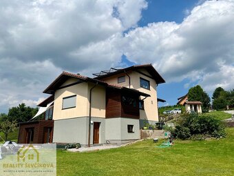 Prodej nadstandardního domu 7+kk, 1 732 m2 - 17