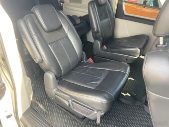 chrysler grand voyager - 17
