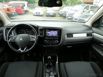Mitsubishi Outlander 2.3 Di-D 4x4, DPH, 7.míst - 17