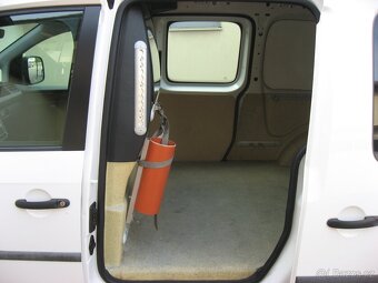Volkswagen Caddy 2.0TDI 102PS Maxi Van - 17