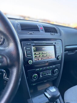 Škoda Octavia 2 RS TDI Combi, 125kw, DSG - 17