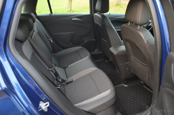 PRODÁM OPEL ASTRA 1.5D COMBI INOVATION MAX.VÝBAVA - 17
