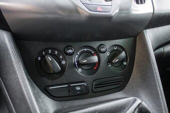 Ford Transit Connect 1.6 TDCi / AJ NA SPLÁTKY / - 17