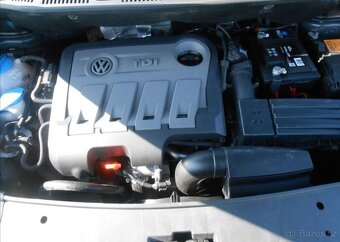 Volkswagen Touran 1,6 TDI 77 kW Historie 7 Míst nafta - 17