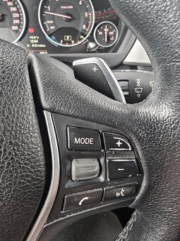 Bmw 330d touring 210 kw Najeto 160 tis km servis BMW - 17