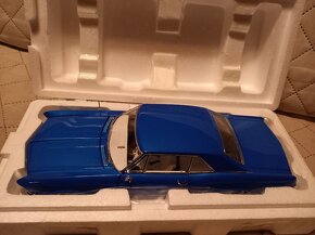 BUICK RIVIERA 1964 ACME 1:18 - 17