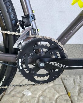 Krosové kolo Specialized CrossTrail Sport 2020 28″ - 17