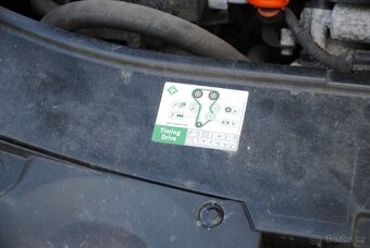 Škoda SUPERB 2 kombi 2.0TDi 125kW - 4x4 - manuál - 17