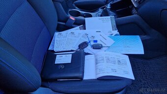 HYUNDAI TUSCON 4x4 2.0 CRDI 100KW.NAVI.KAMERA.TAŽNÉ 8x ALU. - 17