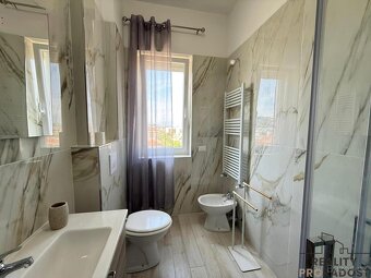 Moderní 4+kk apartmán s terasou – Viale Europa 70, Montesilv - 17