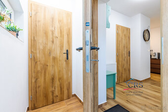 Kompletně zrekonstruovaná chata k trvalému bydlení - Říčany - 17