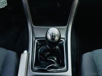 Subaru Impreza 1.6i BENZÍN 4x4 MANUÁL SERVISKA - 17