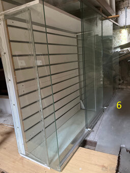 Nábytek do prodejny, stánek, kiosk, vitríny - 17