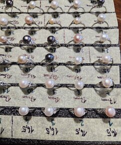 Stříbrné prsteny s perlou - 17