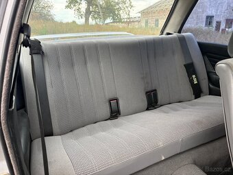 Prodám Bmw E30 316i 73kw coupe - 17